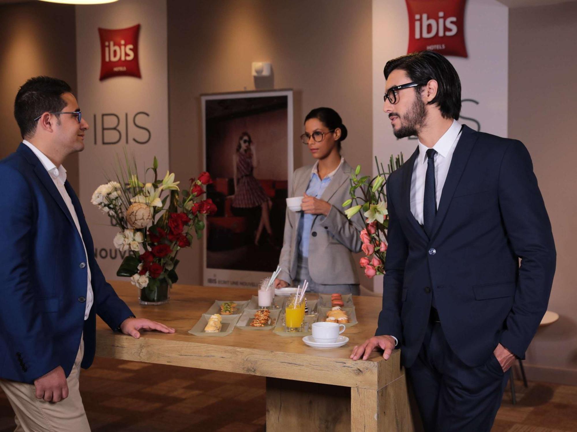 Ibis Casablanca Sidi Maarouf Hotel Exterior photo